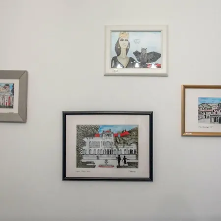 Art & Vintage Flat, Next To Ndk *