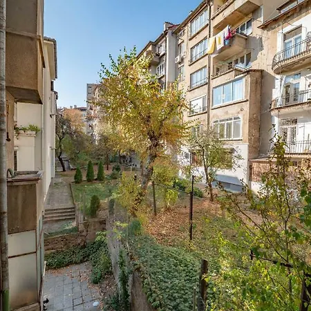 Art & Vintage Flat, Next To Ndk Sofia